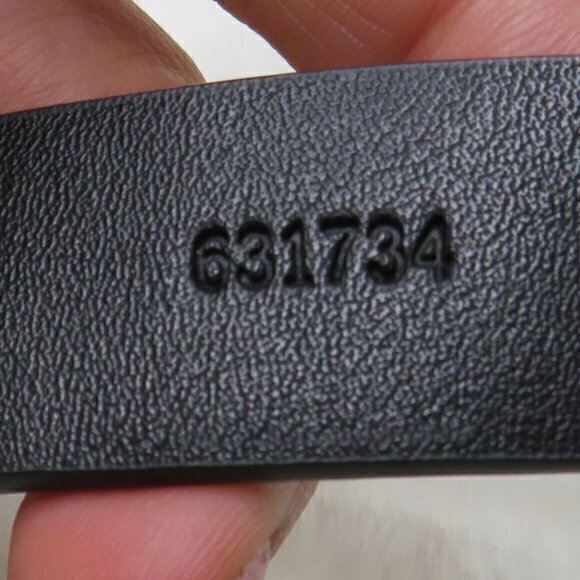 Calvin Klein Small CK Plaque Skinny Belt sz L - Picture 4 of 7